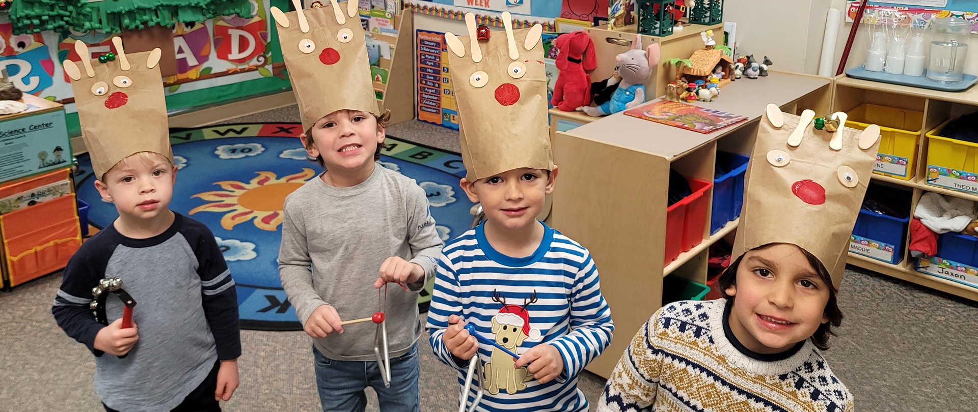 Christmas Parade
Wednesday, December 7 at 9:30 AM
Families welcome!
